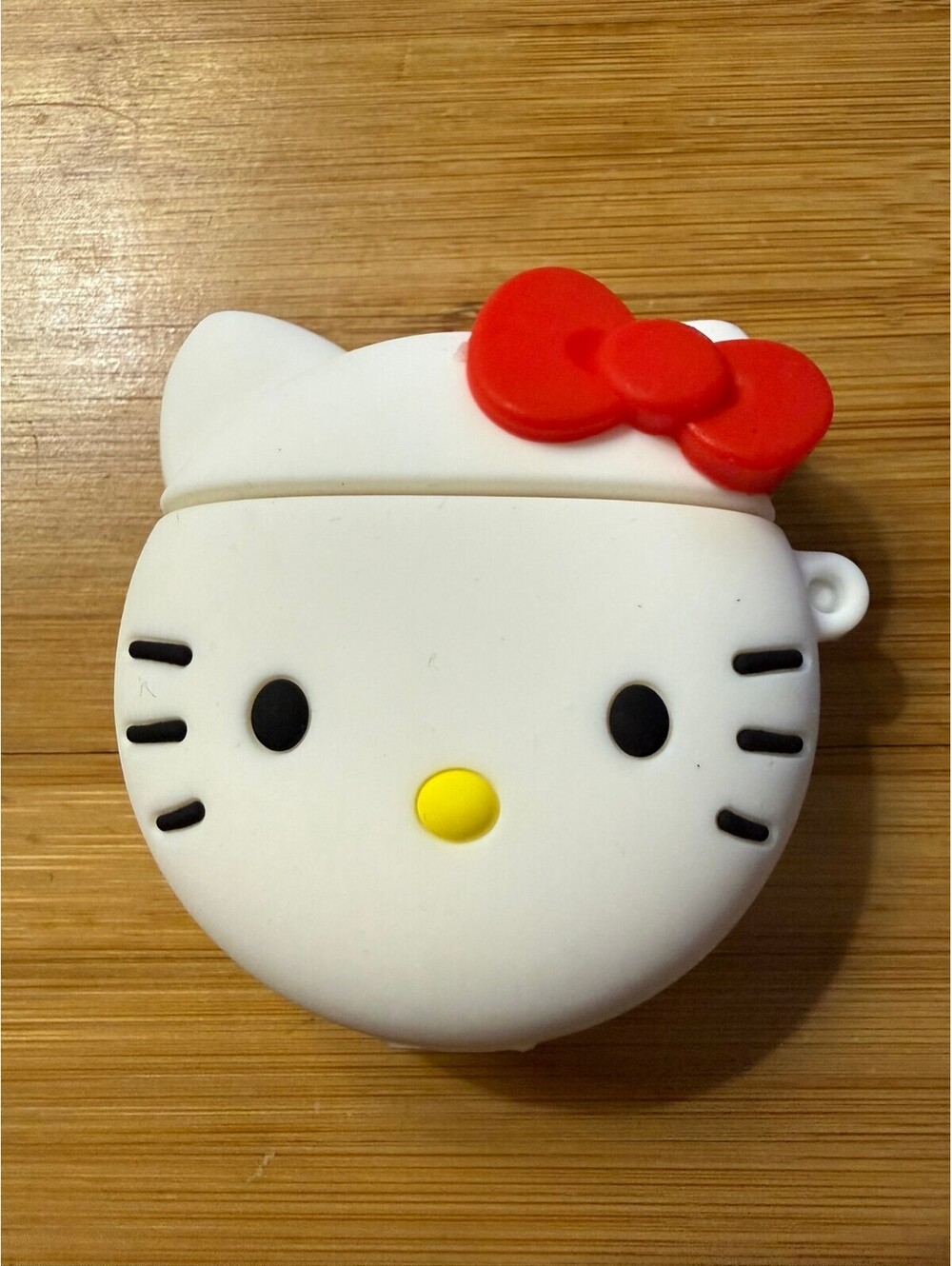 Hello Kitty Face Silicone Keychain Airpods gen 1 -2 case or bag charm